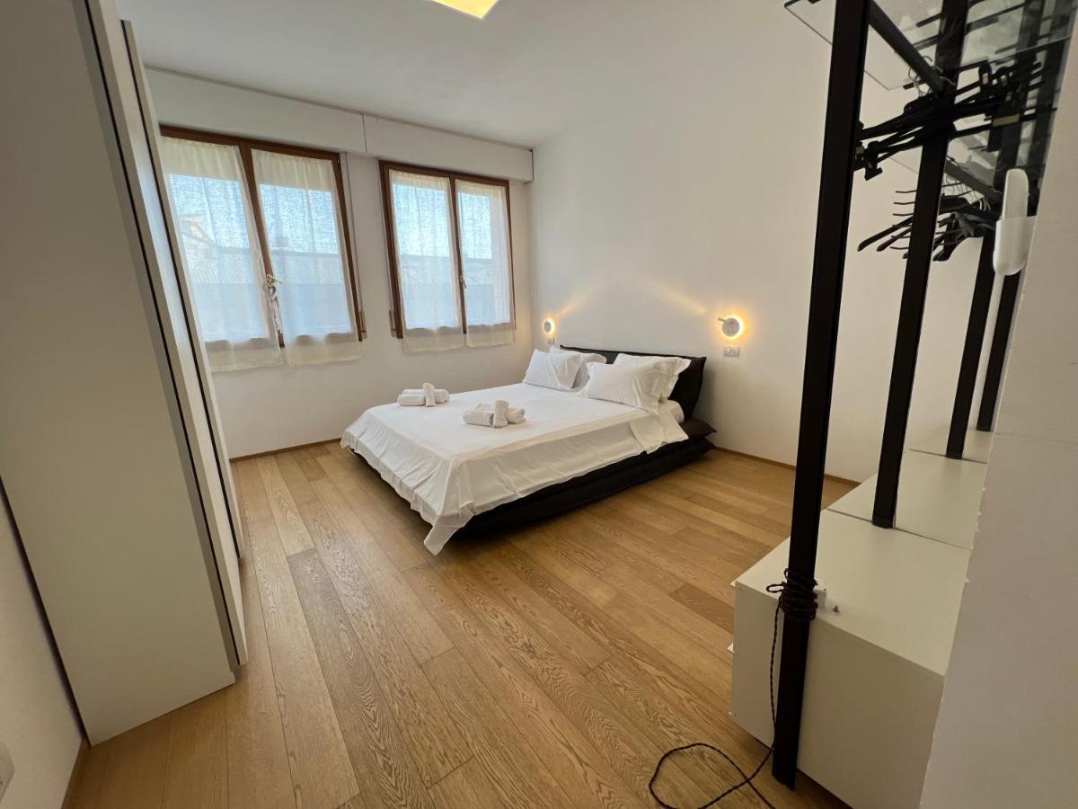 Apartamento Rooftop In Historical Center Bolonia Exterior foto