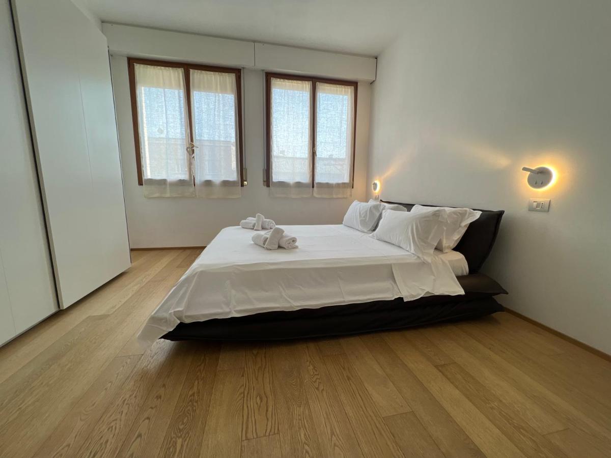 Apartamento Rooftop In Historical Center Bolonia Exterior foto